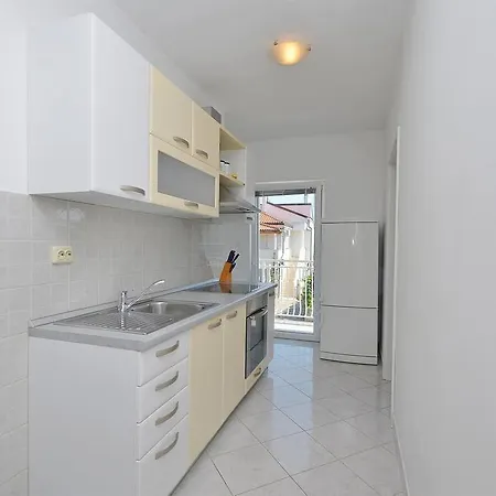 Apartament Sime
